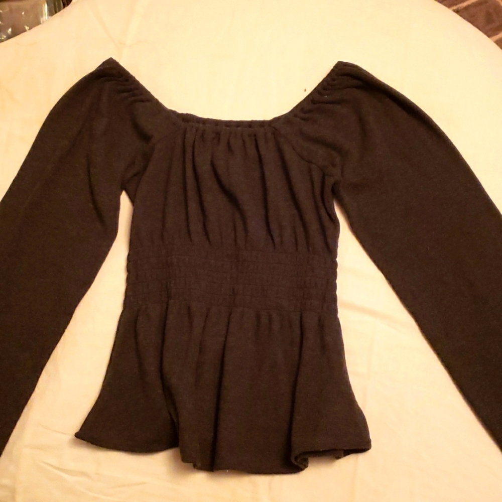 Grey cotton blend off the shoulder long sleeved top with sinched waist, size xs